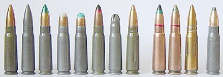 Náboje 7,62x39 s rôznymi strelami Náboje 7,62x39 s rôznymi strelami